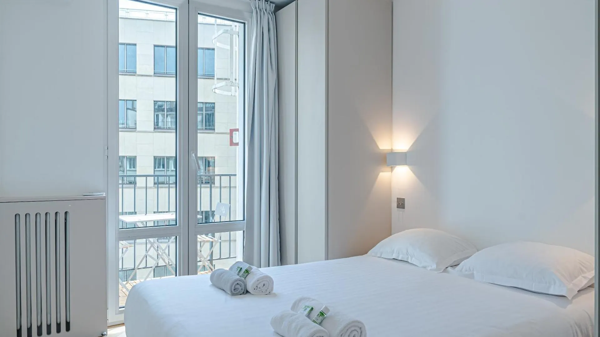 Lavie Maison : A C & Eiffel Tower View Apartment Paris 0*,