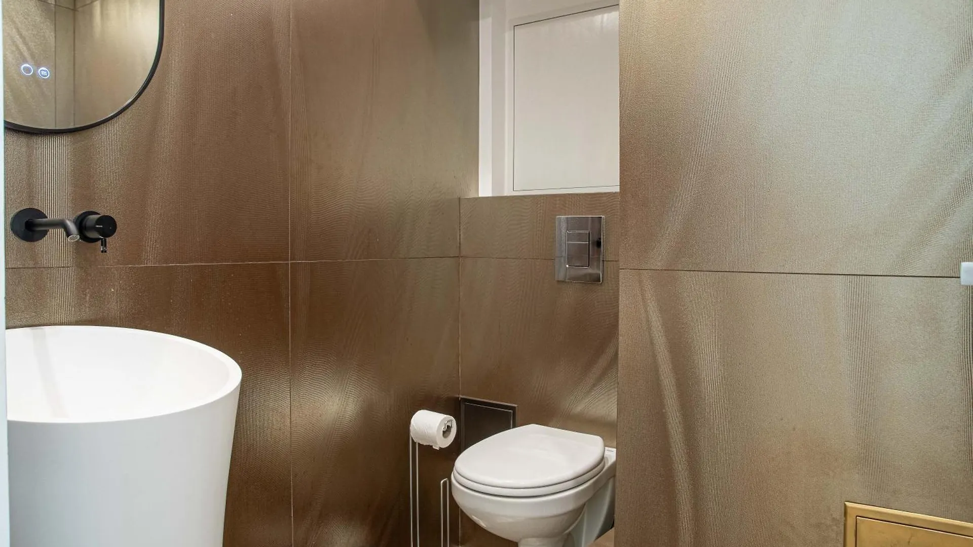 Lavie Maison : A C & Eiffel Tower View Apartment Paris 0*,  France